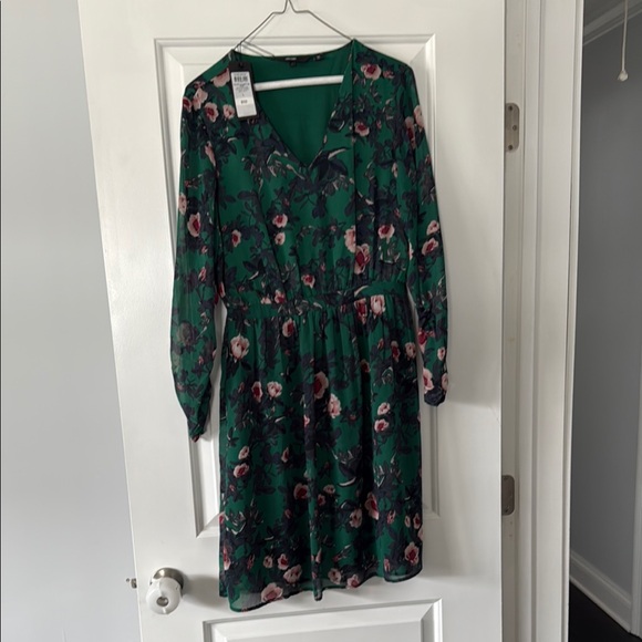 Verify Moda Floral Green Dress - Picture 1 of 5